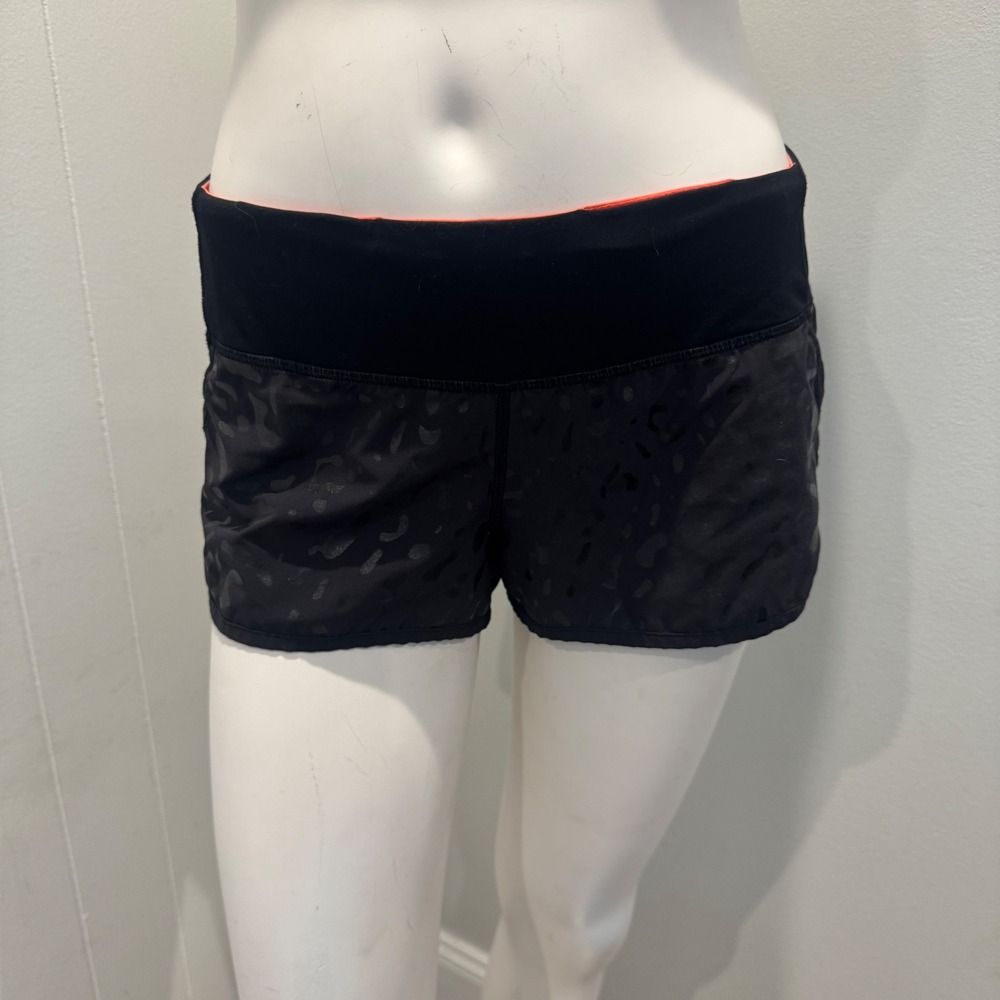 Lululemon Run Times Short II 4" Inversion Multi Black Orange Liner - Size 6